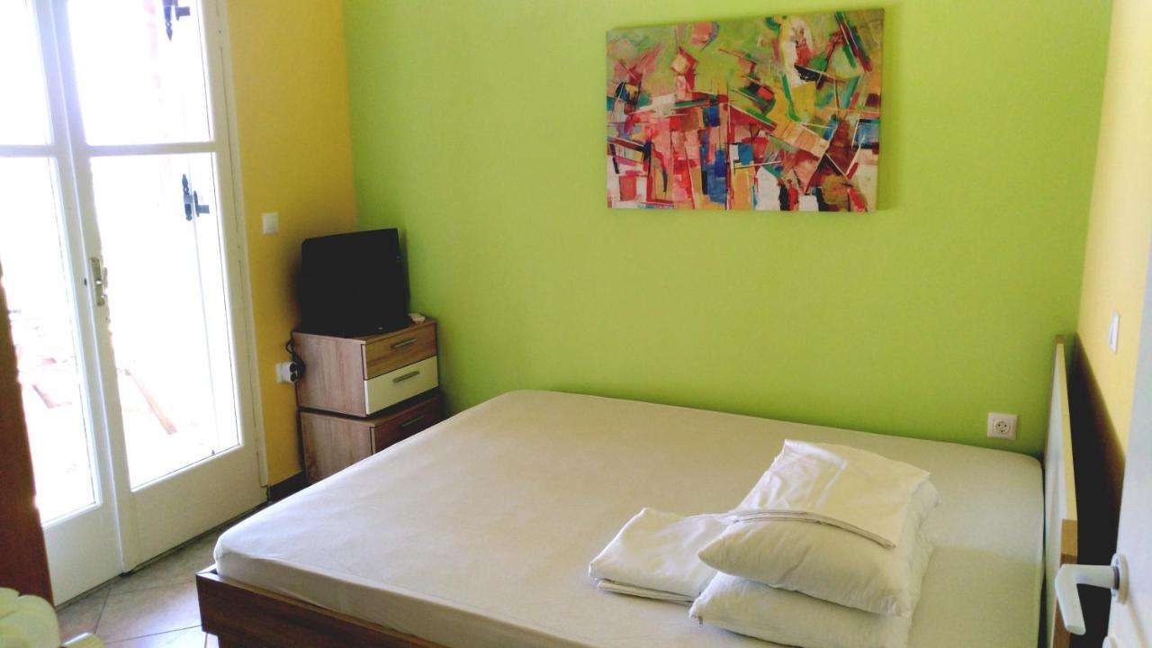 Panorama Apartment Еретрия Екстериор снимка